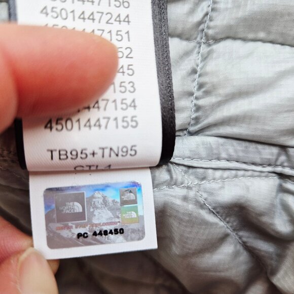 The North Face Thermoball Trekker Puffer Jacket Zip-Up Lightweight Grey - Picture 15 of 16